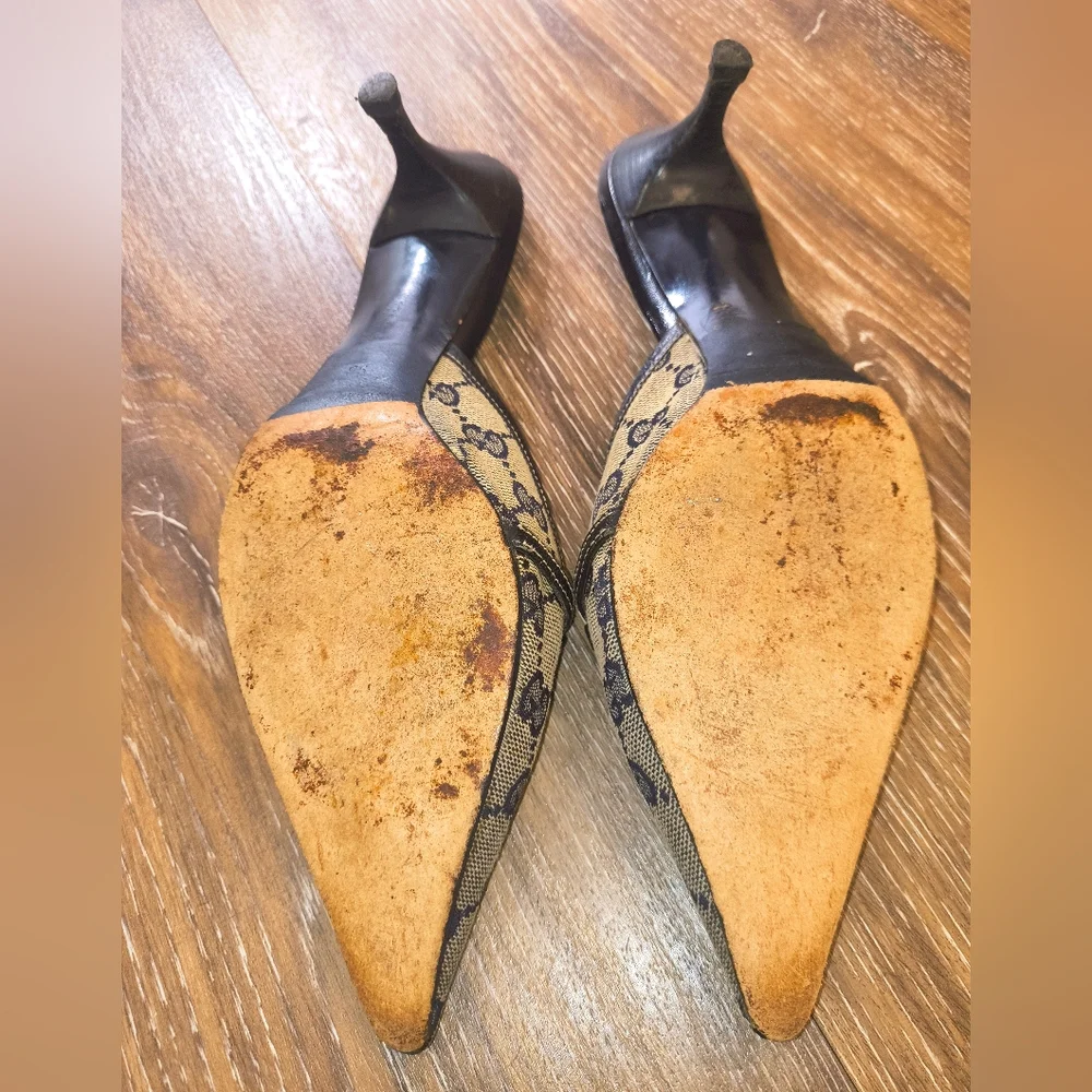 Gucci - Vintage Monogram Printed Mules - Size 9B - Excellent Price Limited Time - Picture 13 of 17